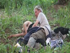 Old horny man fuck her petite lover babe in the field